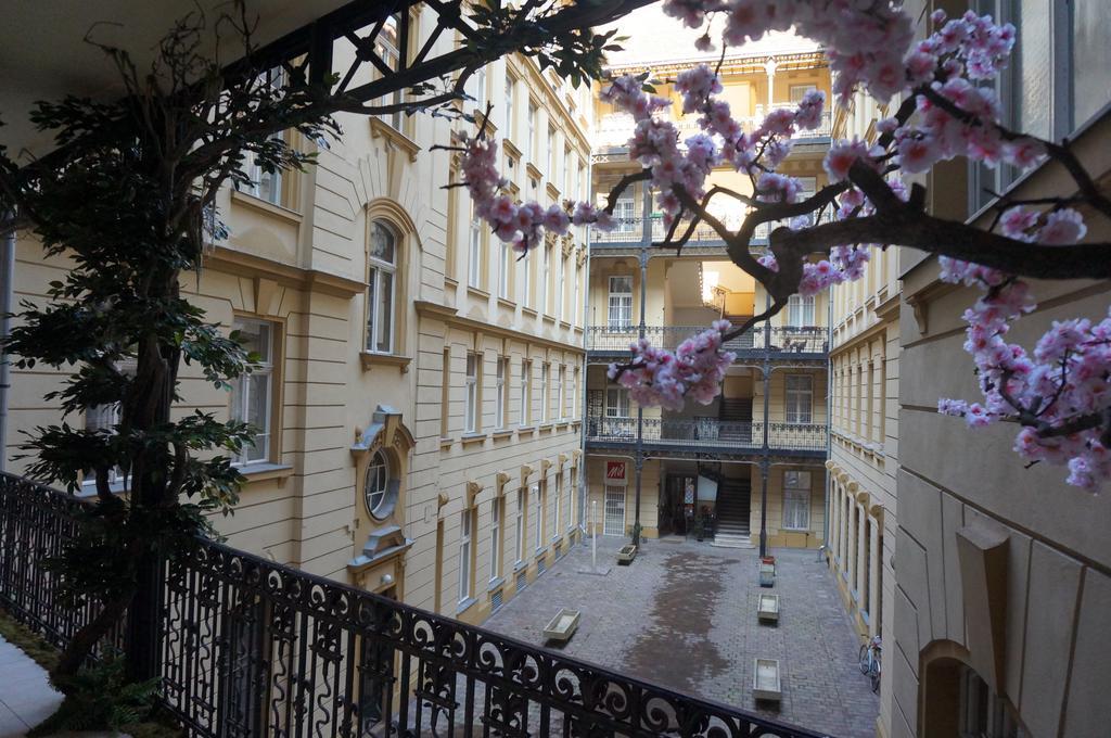 Elegancia Residence Budapest Budapeste Quarto foto